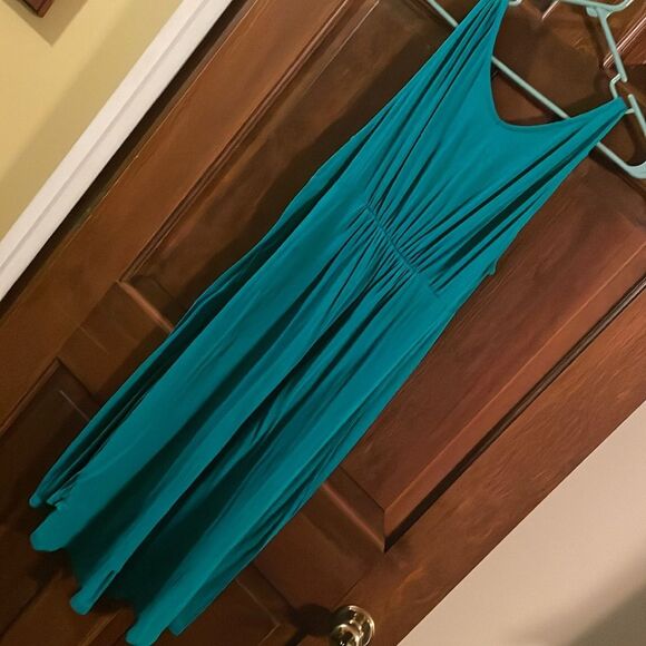 Liz Lange Green sleeveless soft knit Maternity Dress size M sleeveless elastic - Picture 5 of 9